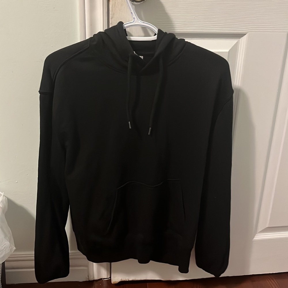 ✨2 for $10✨ H&M women’s black hoodie